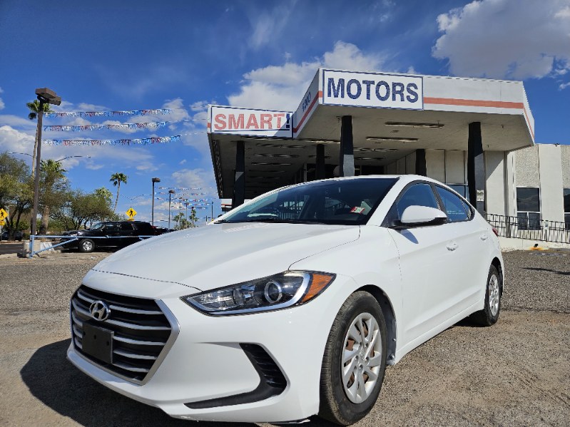 2018 Hyundai Elantra SE's photo